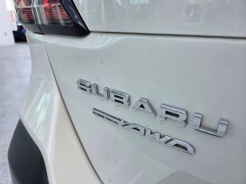 Certified 2022 Subaru Outback Touring AWD/4WD image 17