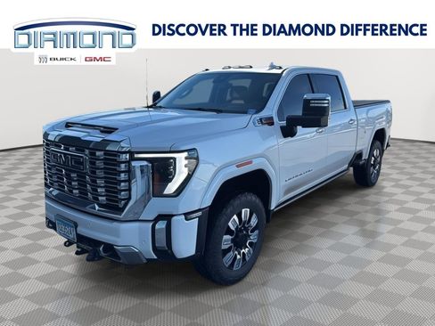 Used 2024 GMC Sierra 3500 Denali w/ Denali Reserve Package image 1