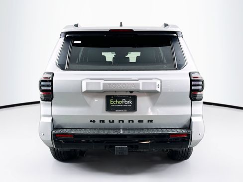 Used 2026 Toyota 4Runner TRD Sport Premium AWD/4WD image 7