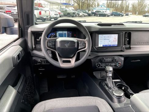 Used 2021 Ford Bronco 4-Door AWD/4WD image 17