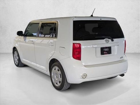 Used 2009 Scion xB image 6