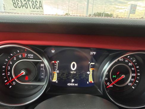 Used 2022 Jeep Gladiator Rubicon w/ LED Lighting Group image 15