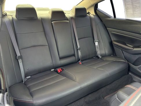 Used 2024 Nissan Altima 2.5 SR w/ SR Premium Package image 23