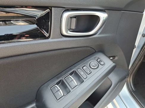 Used 2022 Honda Civic EX image 12