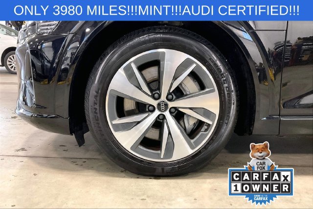 Certified 2024 Audi Q8 e-tron Premium AWD/4WD image 9