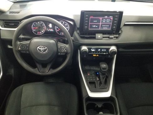 Used 2019 Toyota RAV4 LE w/ Carpet Mat Package AWD/4WD image 3