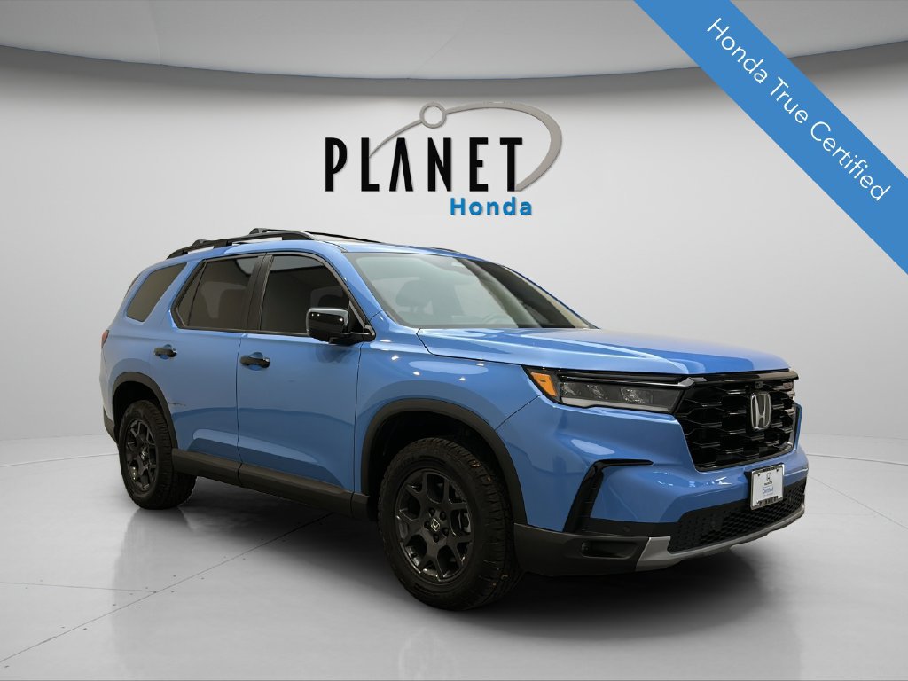 Certified 2024 Honda Pilot TrailSport image 1