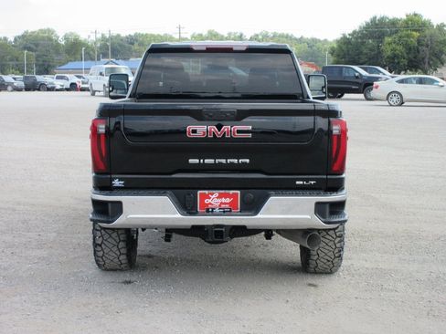 New 2025 GMC Sierra 2500 SLT w/ SLT Convenience Package image 6