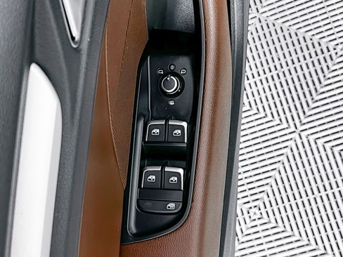 Used 2018 Audi A3 2.0T Premium w/ Convenience Package image 18