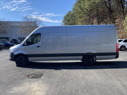New 2025 Mercedes-Benz Sprinter 2500 image 17