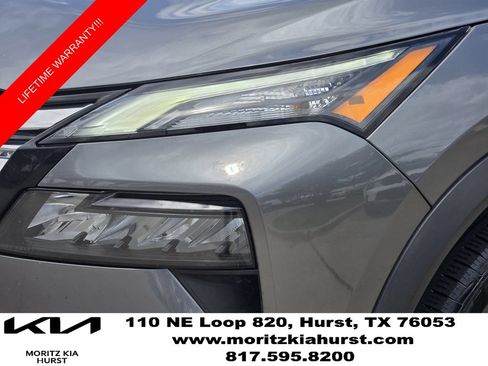 Used 2024 Nissan Rogue SV FWD image 15