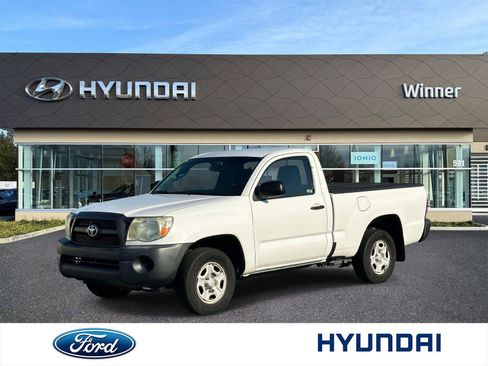 Used 2011 Toyota Tacoma 2WD Regular Cab image 1