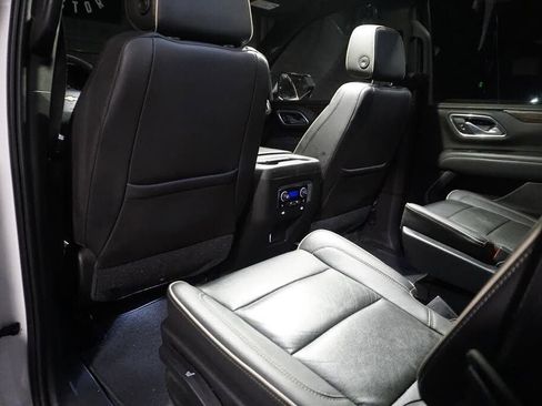 Used 2021 Chevrolet Tahoe Premier w/ Premium Package AWD/4WD image 35
