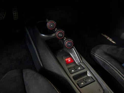 Certified 2019 Ferrari 488 Pista Spider RWD image 14