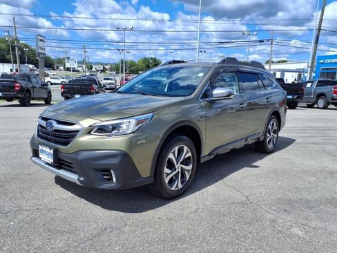 Used 2022 Subaru Outback Touring XT image 8