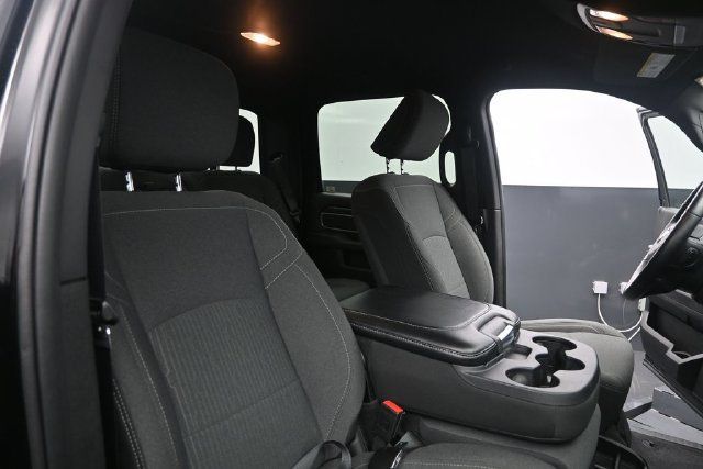 Used 2024 RAM 2500 Big Horn w/ Safety Group AWD/4WD image 44