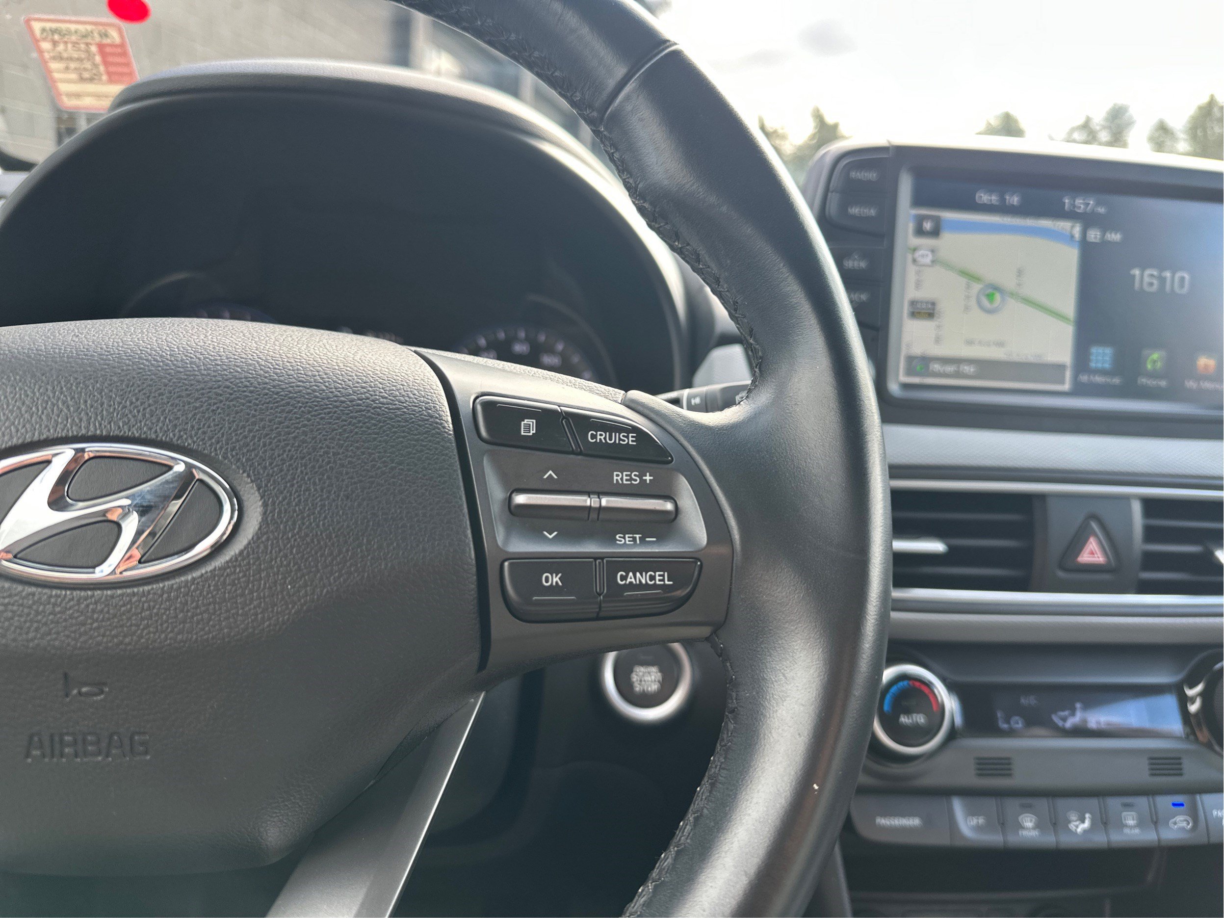Used 2019 Hyundai Kona Ultimate AWD/4WD image 34