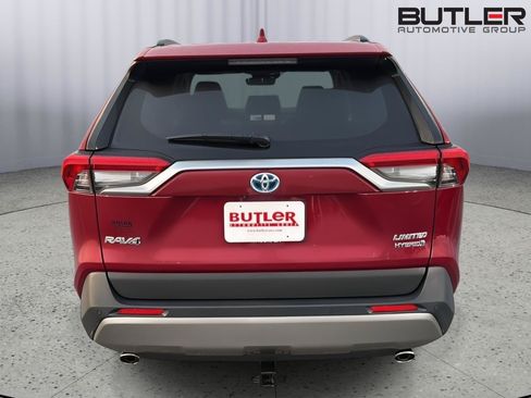 Certified 2023 Toyota RAV4 Limited AWD/4WD image 5