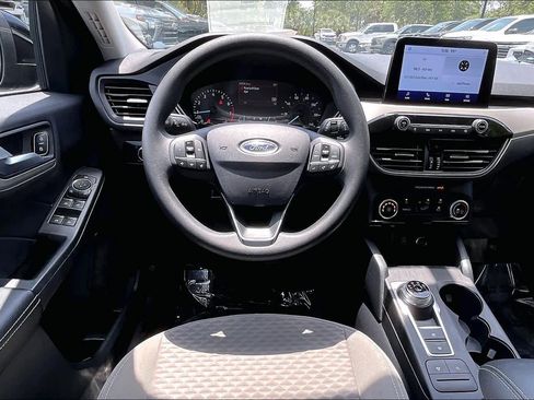 Used 2021 Ford Escape SE FWD image 6