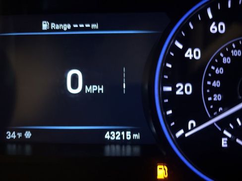 Used 2022 Hyundai Palisade SEL w/ Premium Package image 14