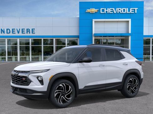 New 2026 Chevrolet TrailBlazer RS w/ Convenience Package AWD/4WD image 2