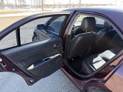 Used 2012 Ford Fusion SEL image 31