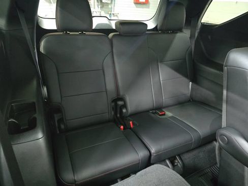 Used 2025 Chevrolet Traverse RS w/ LPO, Floor Liner Package AWD/4WD image 15