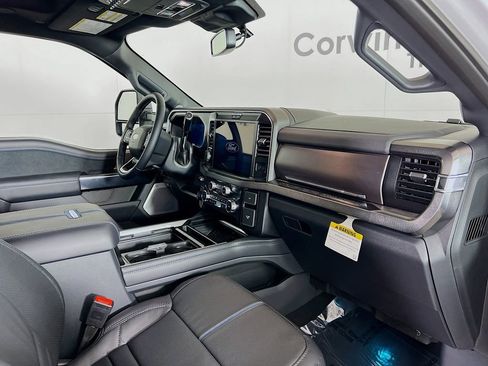 New 2026 Ford F350 Platinum w/ Tremor Off-Road Package image 31