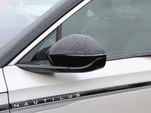 New 2026 Lincoln Nautilus Premier w/ Equipment Group 102A image 11