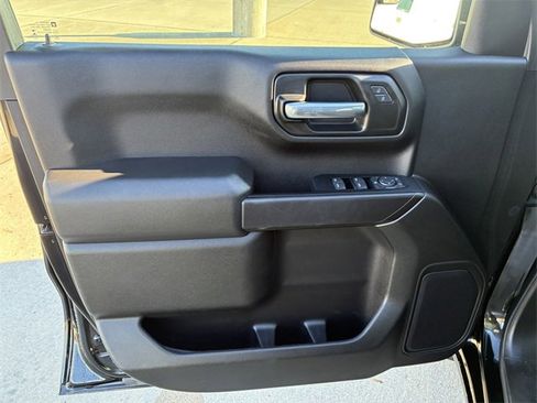 Used 2021 Chevrolet Silverado 1500 Custom w/ LPO, Dark Essentials Package image 18
