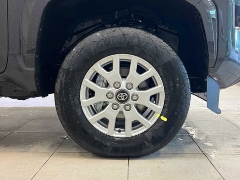 New 2026 Toyota Tacoma SR5 RWD image 7