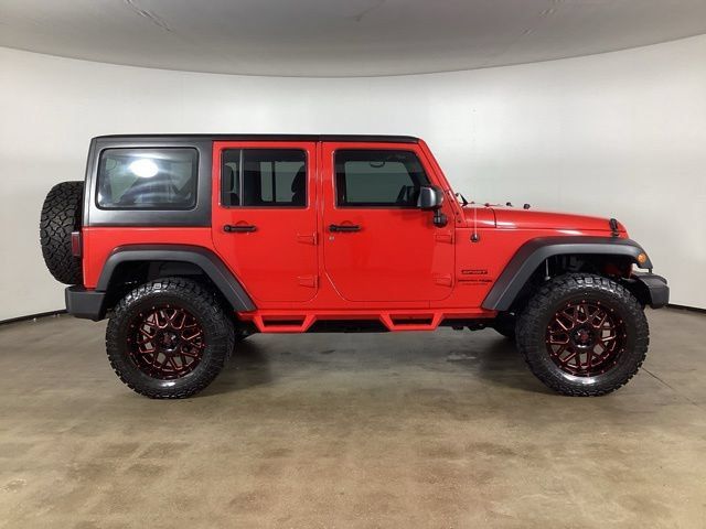 Used 2018 Jeep Wrangler Unlimited Sport AWD/4WD image 4