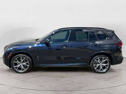 New 2026 BMW X5 xDrive50e w/ M Sport Package AWD/4WD image 4