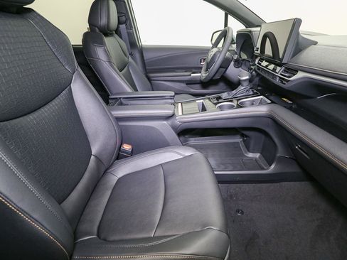 New 2026 Toyota Sienna XLE Woodland Edition AWD/4WD image 13