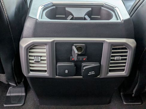 Used 2019 Ford F150 Platinum w/ Equipment Group 701A Luxury image 29