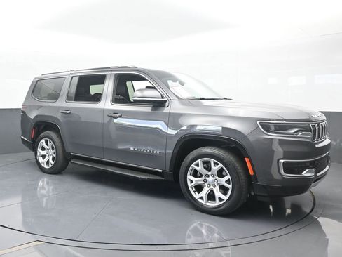 Used 2022 Jeep Wagoneer Series II image 8