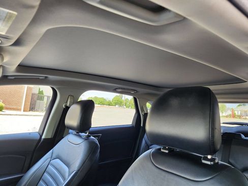 Used 2015 Ford Edge SEL w/ Equipment Group 201A image 12