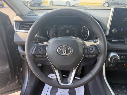 Used 2023 Toyota RAV4 XLE Premium FWD image 17