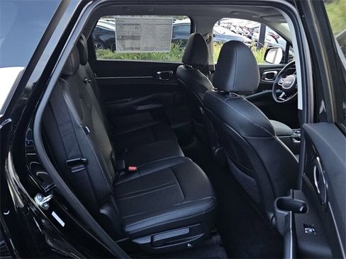New 2025 Kia Sorento S w/ Panoramic Sunroof Package image 11