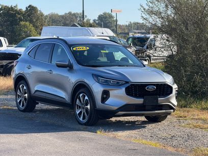 Used 2024 Ford Escape Platinum