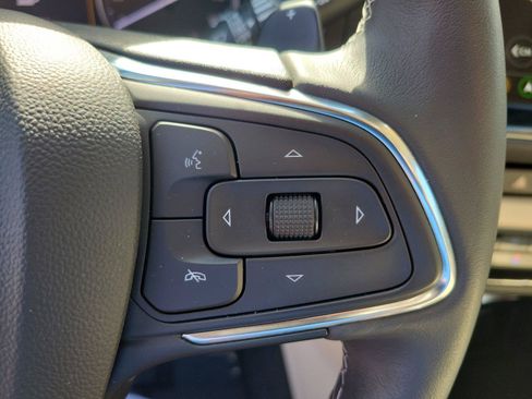 Used 2023 Buick Envision Essence w/ Technology Package I AWD/4WD image 26