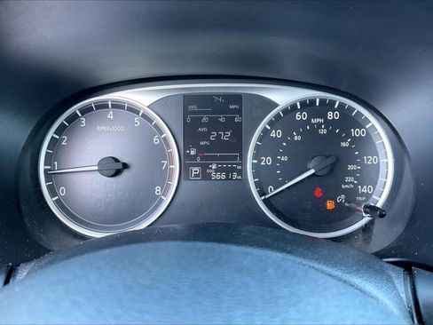 Used 2022 Nissan Kicks S FWD image 20