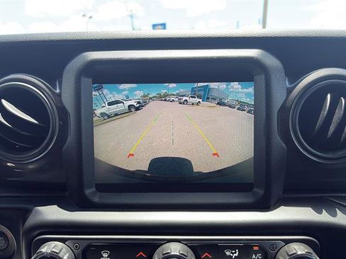 Used 2022 Jeep Wrangler Unlimited Sport AWD/4WD image 24