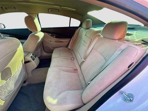 Used 2013 Buick LaCrosse image 21