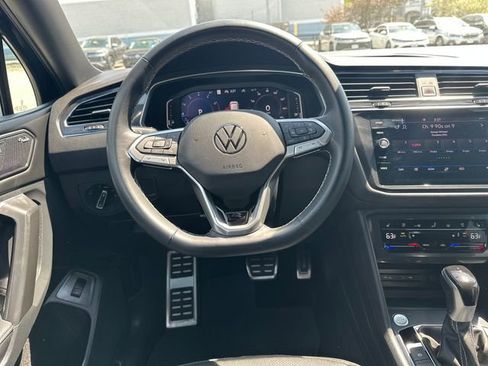 Certified 2023 Volkswagen Tiguan SEL R-Line AWD/4WD image 18