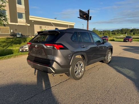 Used 2022 Toyota RAV4 Limited w/ Limited Grade Weather Package AWD/4WD image 14