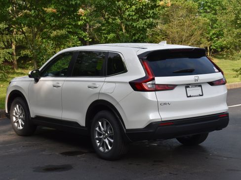 New 2026 Honda CR-V EX image 5