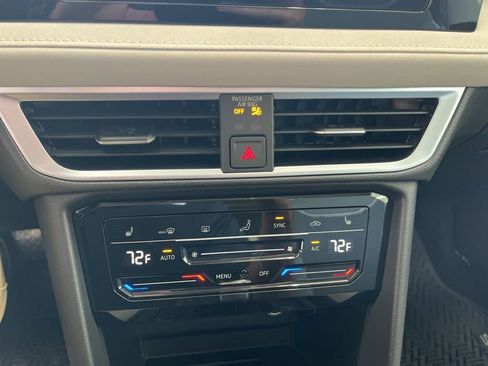 New 2026 Volkswagen Taos SE AWD/4WD image 23