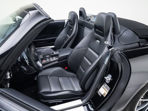 Used 2012 Mercedes-Benz SLS AMG image 26