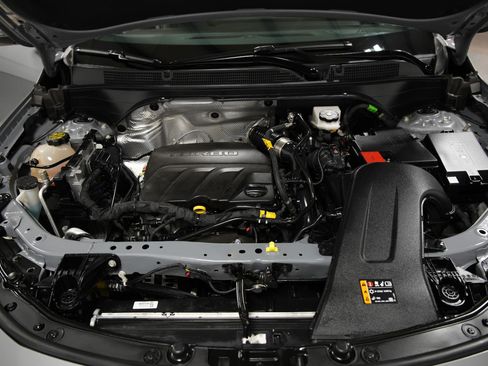 Used 2024 Buick Envista Preferred w/ Convenience I Package image 13